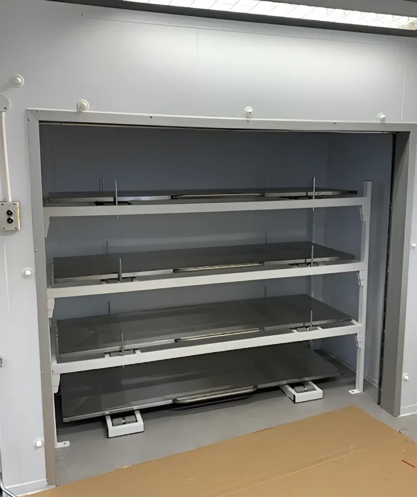 Side-loading mortuary coldroom with trays